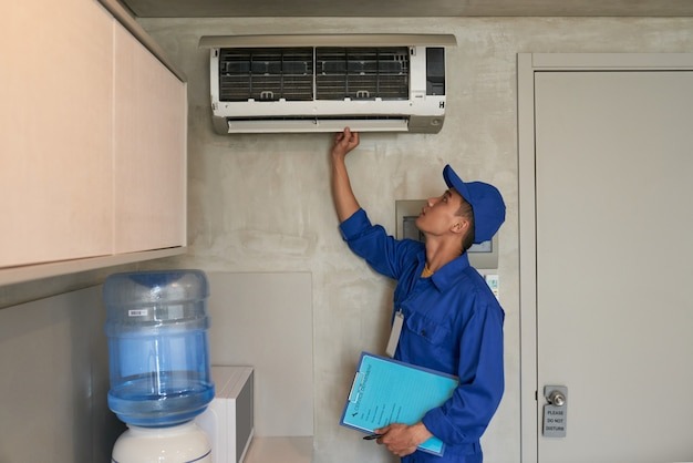 The professionals at air duct cleaning in Miami Lakes FL help in removing the debris and dust from the air conditioning system.